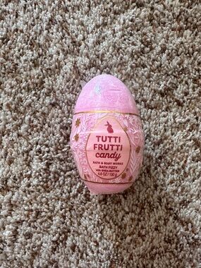 Tutti Frutti Candy Bath Fizzy Egg